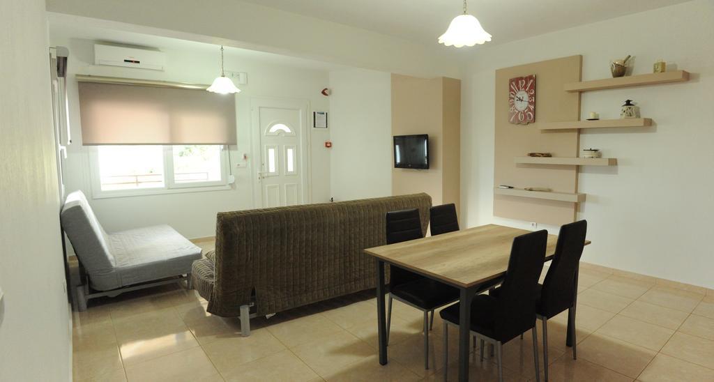 Onites Elegant Suites 스칼라 포타미아스 외부 사진