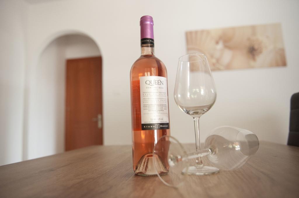 Onites Elegant Suites 스칼라 포타미아스 외부 사진